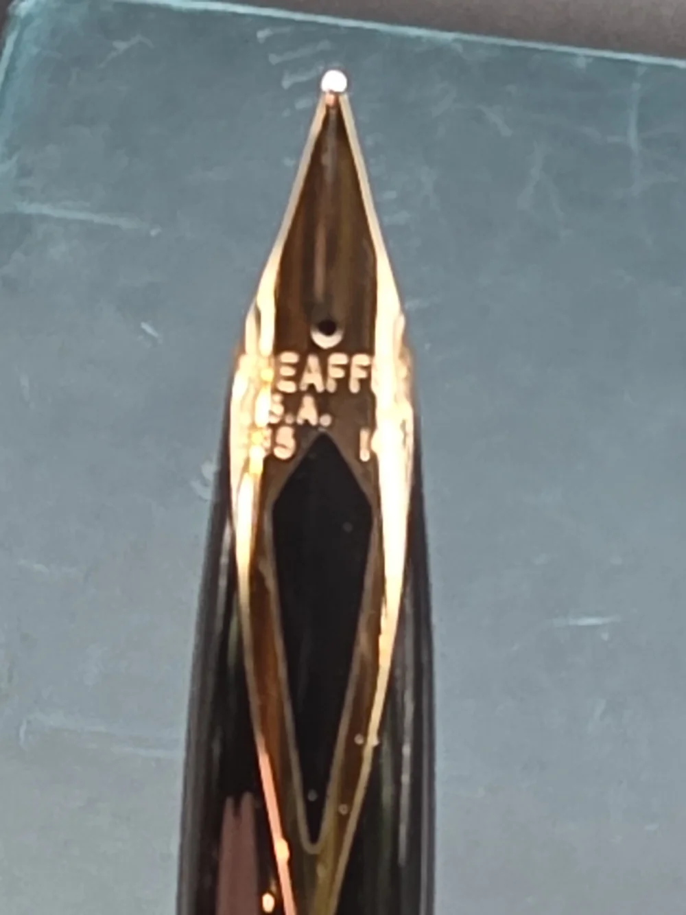 Sheaffer Targa 1005 Fountain Pen, White Dot. 14k Medium Nib. NOS. Never Inked.